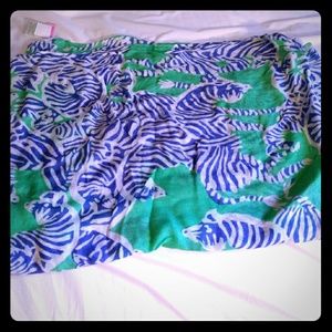 XSOLDX  GUC Lilly Pulitzer Scarf